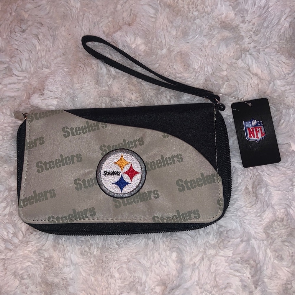 NWT Steeler Wallet